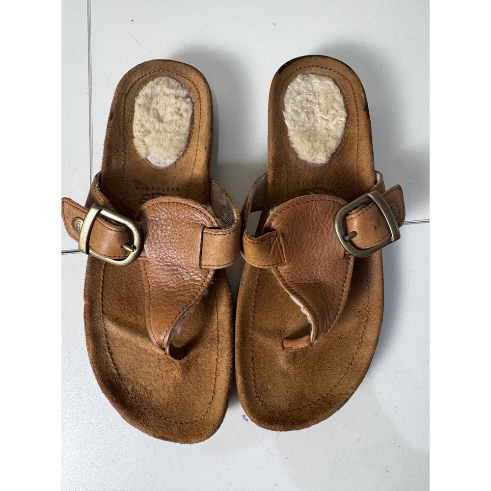 UGG Australia Leather‎ Thong Sandals Women Size 6 Brown Shearling Lined Boho - Picture 2 of 10